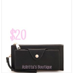 Black wristlet wallet